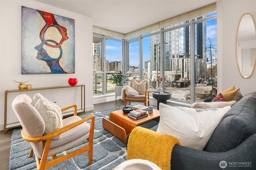 apt-206n-583 Battery St, Seattle, WA, 98121-1956 | Card Image