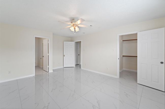 1022 Vera Cruz Dr, House other with 6 bedrooms, 4 bathrooms and 2 parking in Rosenberg TX | Image 13