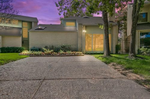 923 Cranberry Hill Court, Houston, TX, 77079 | Card Image