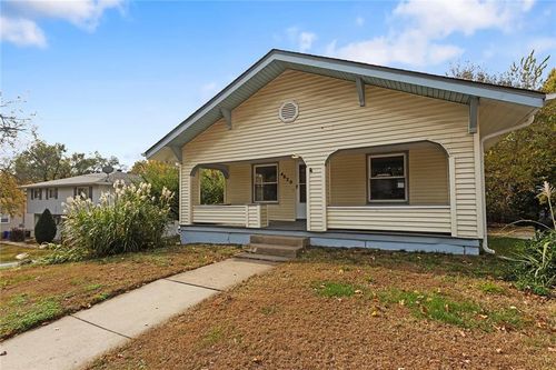 4820 Hadley St, Overland Park, KS, 66203-1328 | Card Image