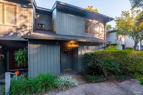 18 Hillbrook Way, Pensacola, FL, 32503-2850 | Card Image