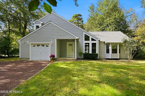 12 Champlain Ct, Manahawkin, NJ, 08050-4623 | Card Image