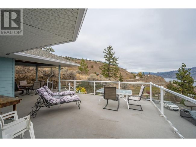 19409 Mcdougald Rd, House other with 3 bedrooms, 2 bathrooms and 2 parking in Summerland BC | Image 43