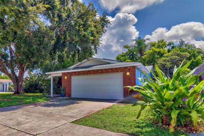 13029 111th Lane, House other with 4 bedrooms, 2 bathrooms and null parking in Largo FL | Image 2