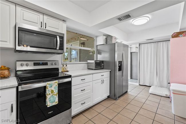 9948 Almetta Ave, House other with 2 bedrooms, 1 bathrooms and null parking in FORT MYERS FL | Image 10