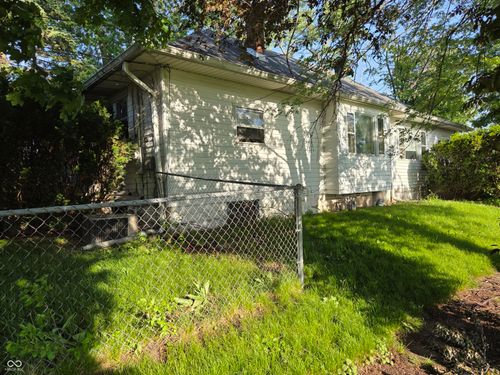 501 Henry St, Lebanon, IN, 46052-2020 | Card Image