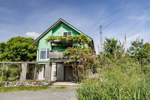 1558 Highway 96, Wolfe Island, ON, K0H2Y0 | Card Image