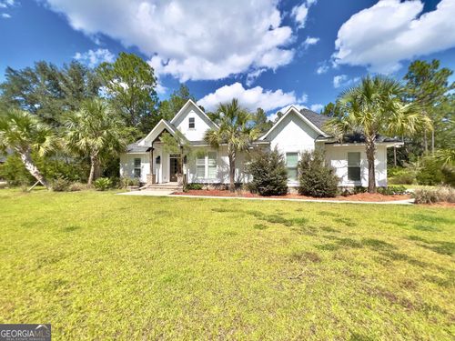 13 N Eagle Dr, Jesup, GA, 31546-2143 | Card Image