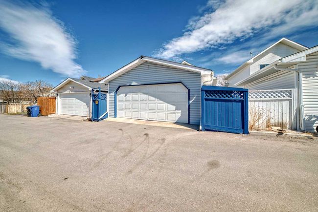 31 Martinridge Grove Ne, House other with 4 bedrooms, 2 bathrooms and 2 parking in Calgary AB | Image 33