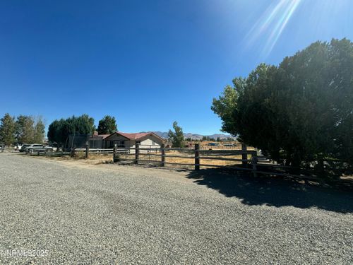 4440 Debra Ln, Winnemucca, NV, 89445-9037 | Card Image