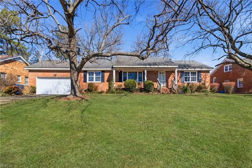 5228 Baptist Circle, Virginia Beach, VA, 23464 | Card Image