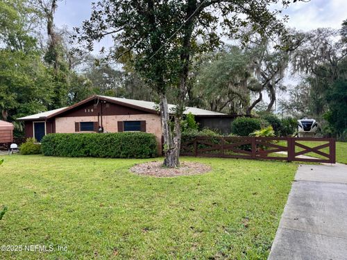 116 N Francis St, Interlachen, FL, 32148-7303 | Card Image