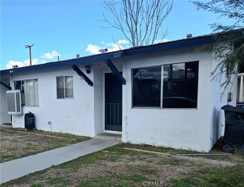 981 W Kimball Ave, Hemet, CA, 92543 | Card Image