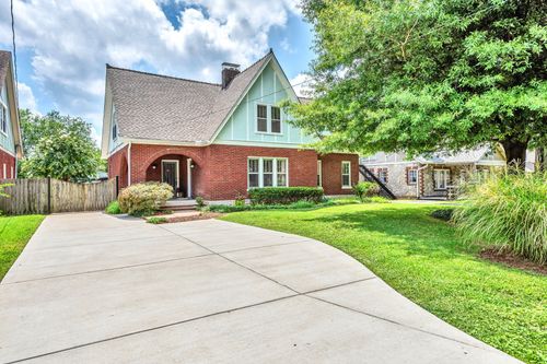 1016 Fairwin Ave, Nashville, TN, 37216-3617 | Card Image
