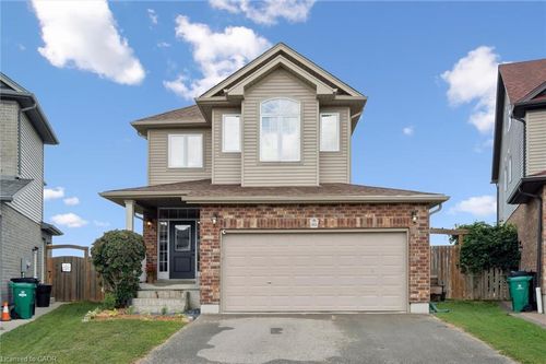 952 Eden Oak Crt, Kitchener, ON, N2A0H4 | Card Image