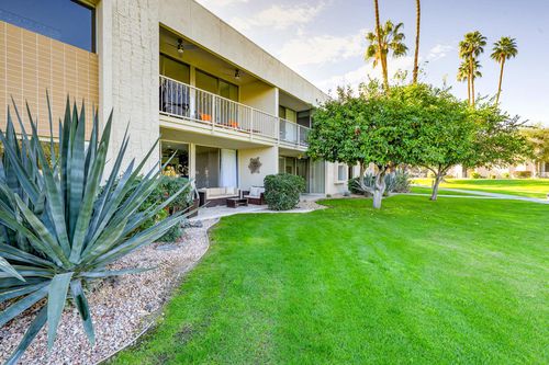 449 Desert Lakes Dr, Palm Springs, CA, 92264-5511 | Card Image