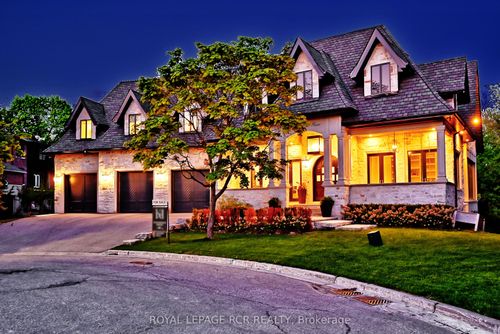 197 Sherwood Pl, Newmarket, ON, L3Y8E5 | Card Image