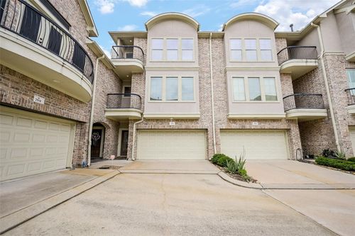 7933 Telluride Dr, Houston, TX, 77040-5162 | Card Image