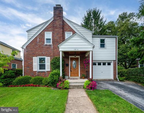 1504 Cortland Ave, READING, PA, 19607-2112 | Card Image