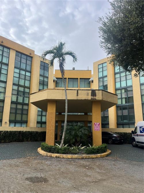 307-4-11800 Sw 18th St, Miami, FL, 33175-1625 | Card Image