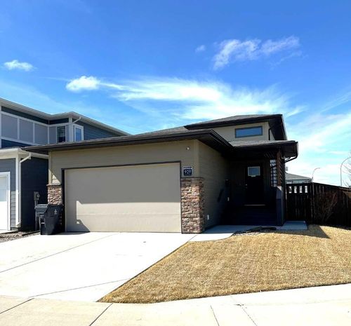 929 Atlantic Cove W, Lethbridge, AB, T1J5M4 | Card Image