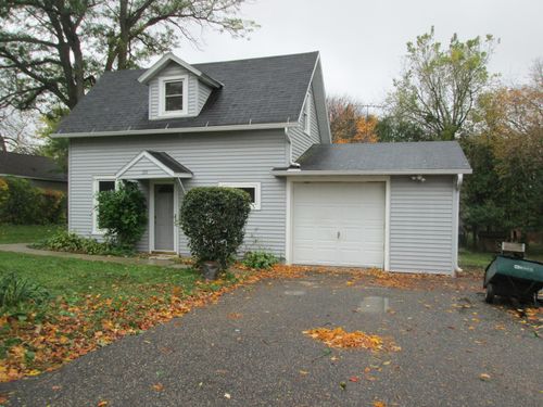 30 Washington St, Kenyon, MN, 55946-1027 | Card Image