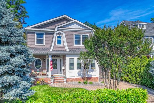 29 Lafayette St, Rumson, NJ, 07760-1330 | Card Image