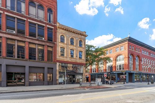 d-160 Merrimack St, Lowell, MA, 01852-1731 | Card Image