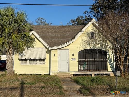 812 S Laurent St, Victoria, TX, 77901-7754 | Card Image
