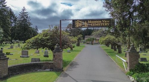 1113 Caveness Drive, Centralia, WA, 98531 | Card Image