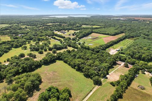 2715 County Road 325, Mckinney, TX, 75069-1164 | Card Image