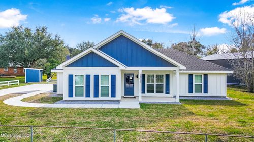 18025 Bert St, Long Beach, MS, 39560-3610 | Card Image