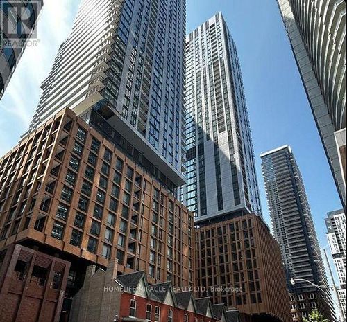 3325-28 Widmer Street, Toronto (Waterfront Communities), ON, M5V0T2 | Card Image