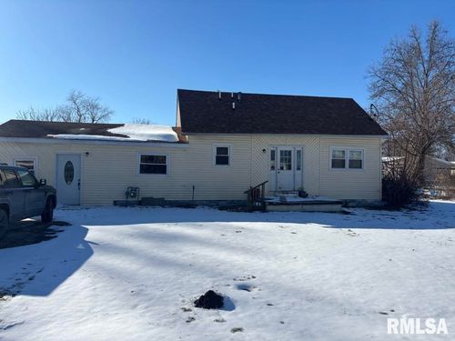 21 Links St, Ewing, IL, 62836-1490 | Card Image
