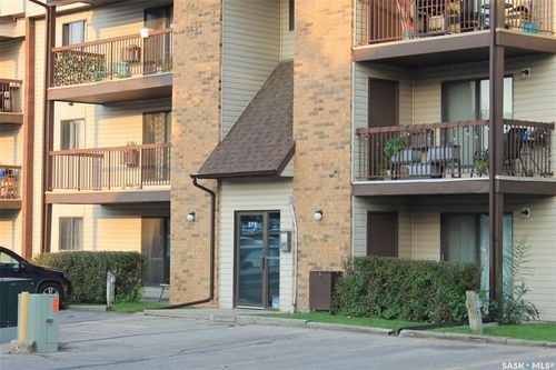b4-375 Kingsmere Blvd, Saskatoon, SK, S7J4J6 | Card Image