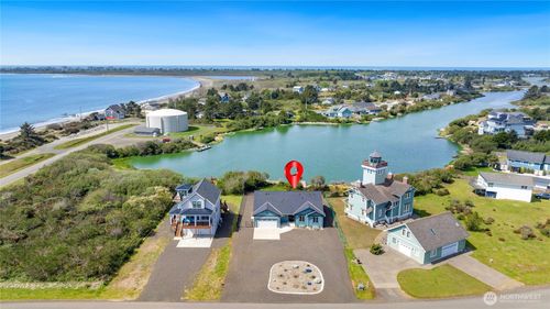1019 Wawona Ave Se, Ocean Shores, WA, 98569-9459 | Card Image