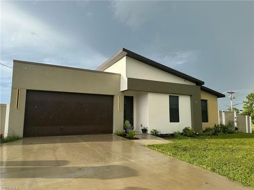 1613 N Gator Cir, Cape Coral, FL, 33909-6225 | Card Image