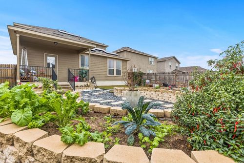 209 Ibis Falls Loop, Jarrell, TX, 76537-1960 | Card Image