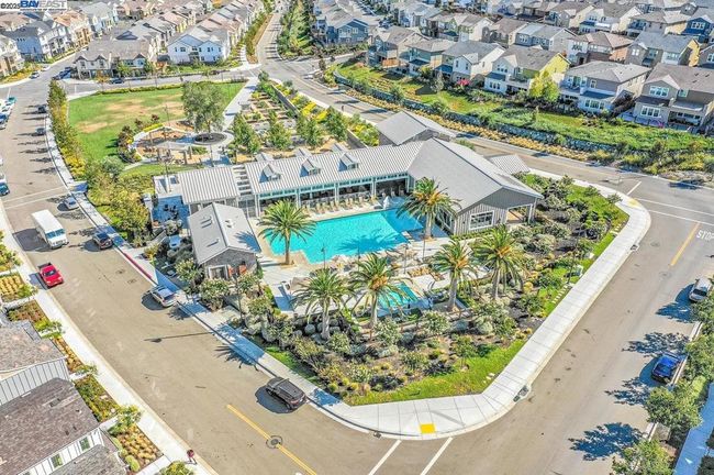 7018 Stags Leap Ln, Condo with 2 bedrooms, 3 bathrooms and 2 parking in Dublin CA | Image 40