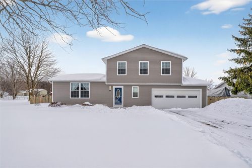 47 Alderbush Ln, Hamlin, NY, 14464-9326 | Card Image