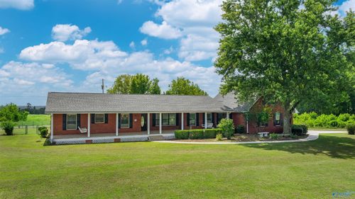 2531 County Road 119, Fort Payne, AL, 35968-5647 | Card Image