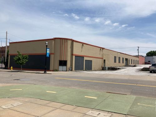524 W College St, Springfield, MO, 65806-1238 | Card Image