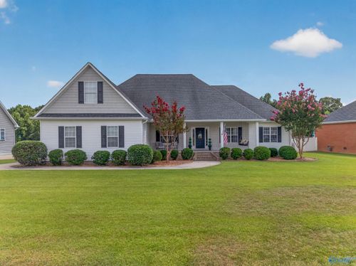 125 Berkshire Ln, Albertville, AL, 35950-0074 | Card Image