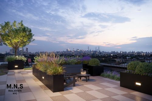 804-22-54 46th St, Astoria, NY, 11105-1397 | Card Image