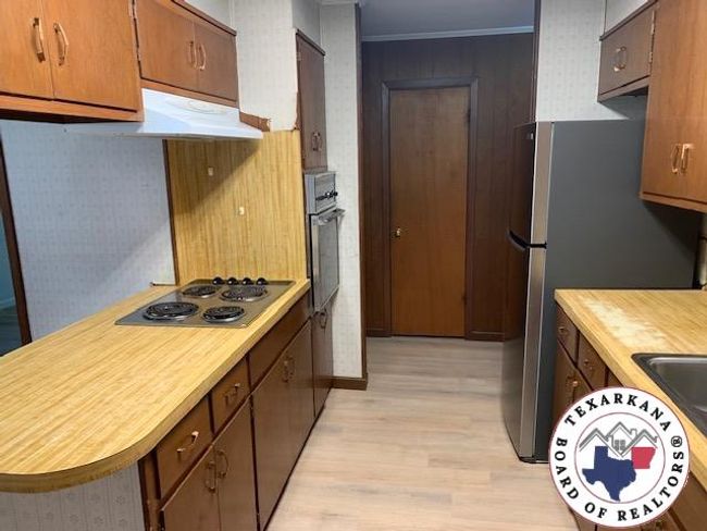 70 County Road 4224, House other with 3 bedrooms, 1 bathrooms and null parking in Simms TX | Image 7