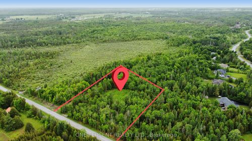 622 King'S Creek Rd, Ashton, ON, K0A1B0 | Card Image