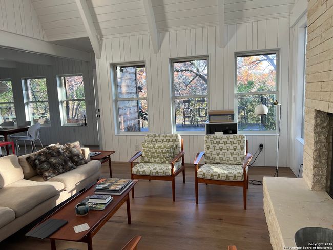 412 Lebouf Rd, House other with 3 bedrooms, 3 bathrooms and null parking in Utopia TX | Image 9