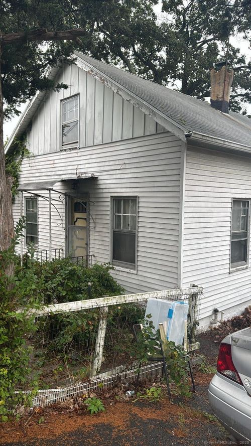 7 Moscariello Pl, Norwalk, CT, 06854-4200 | Card Image