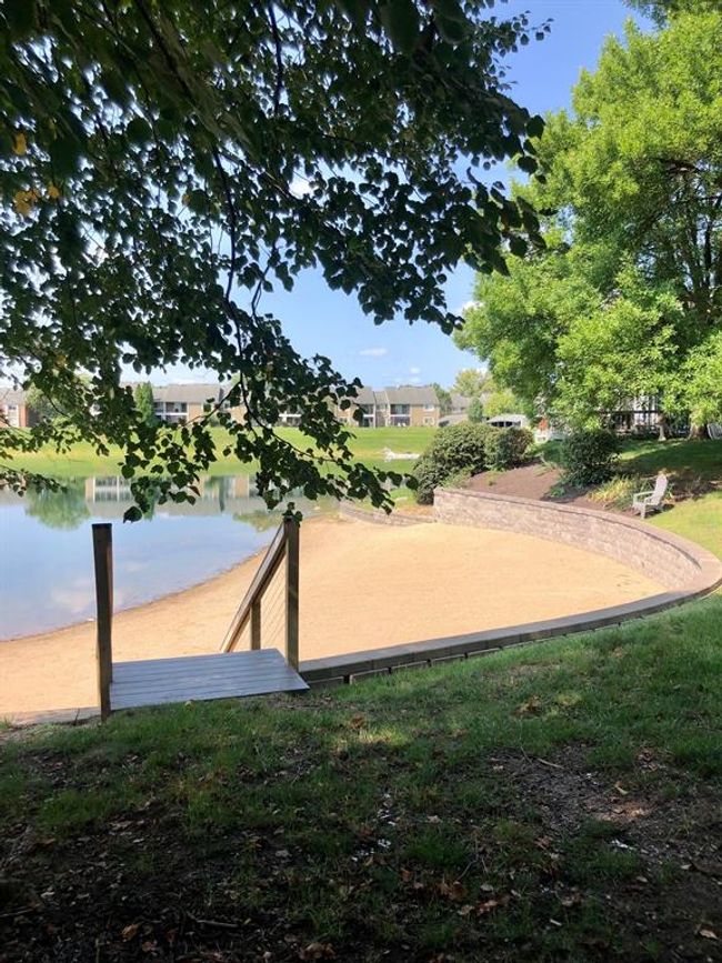 41 - 2809 Somerset Bay, Condo with 2 bedrooms, 2 bathrooms and null parking in Indianapolis IN | Image 18