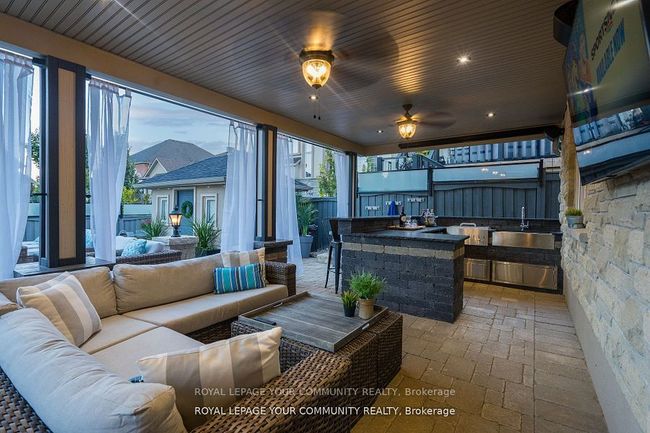 11 Little Marco Crt, House other with 6 bedrooms, 9 bathrooms and 9 parking in Maple ON | Image 35